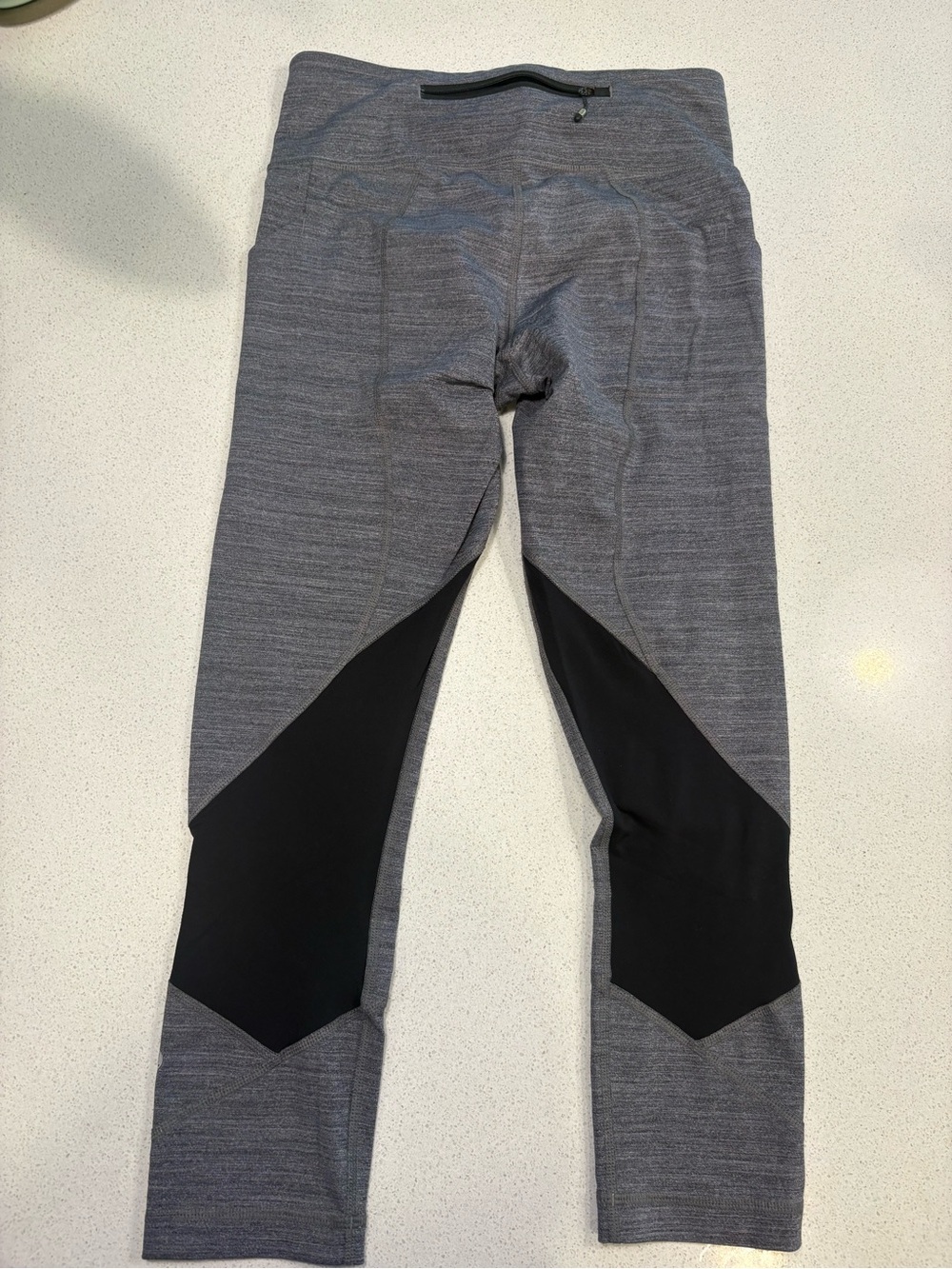 Lululemon Heather Grey & Black Colorblock is Athletic Leggings